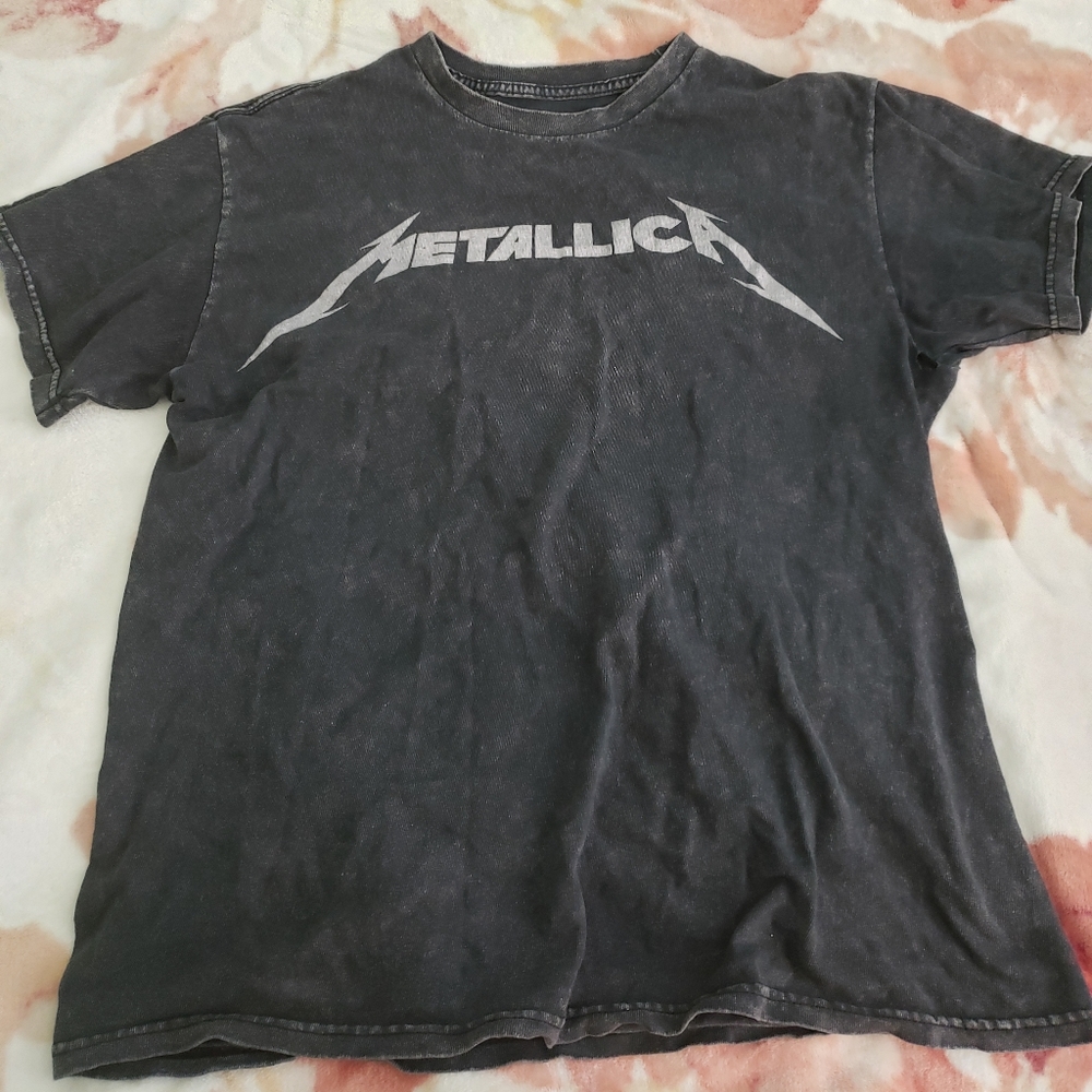 brandy melville metallica shirt